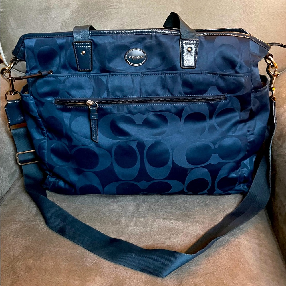 COACH Messenger/Baby Bag